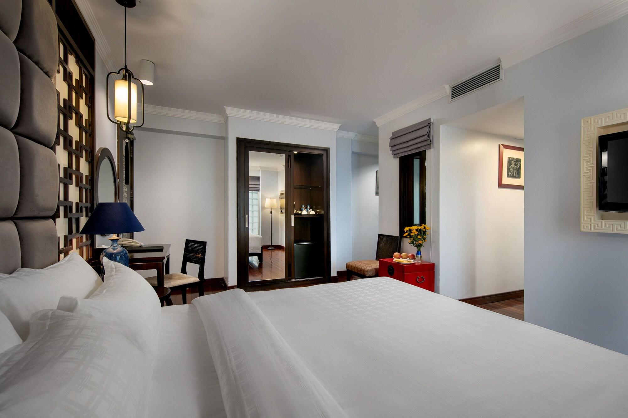 Hotel Church Boutique Hang Trong 4*