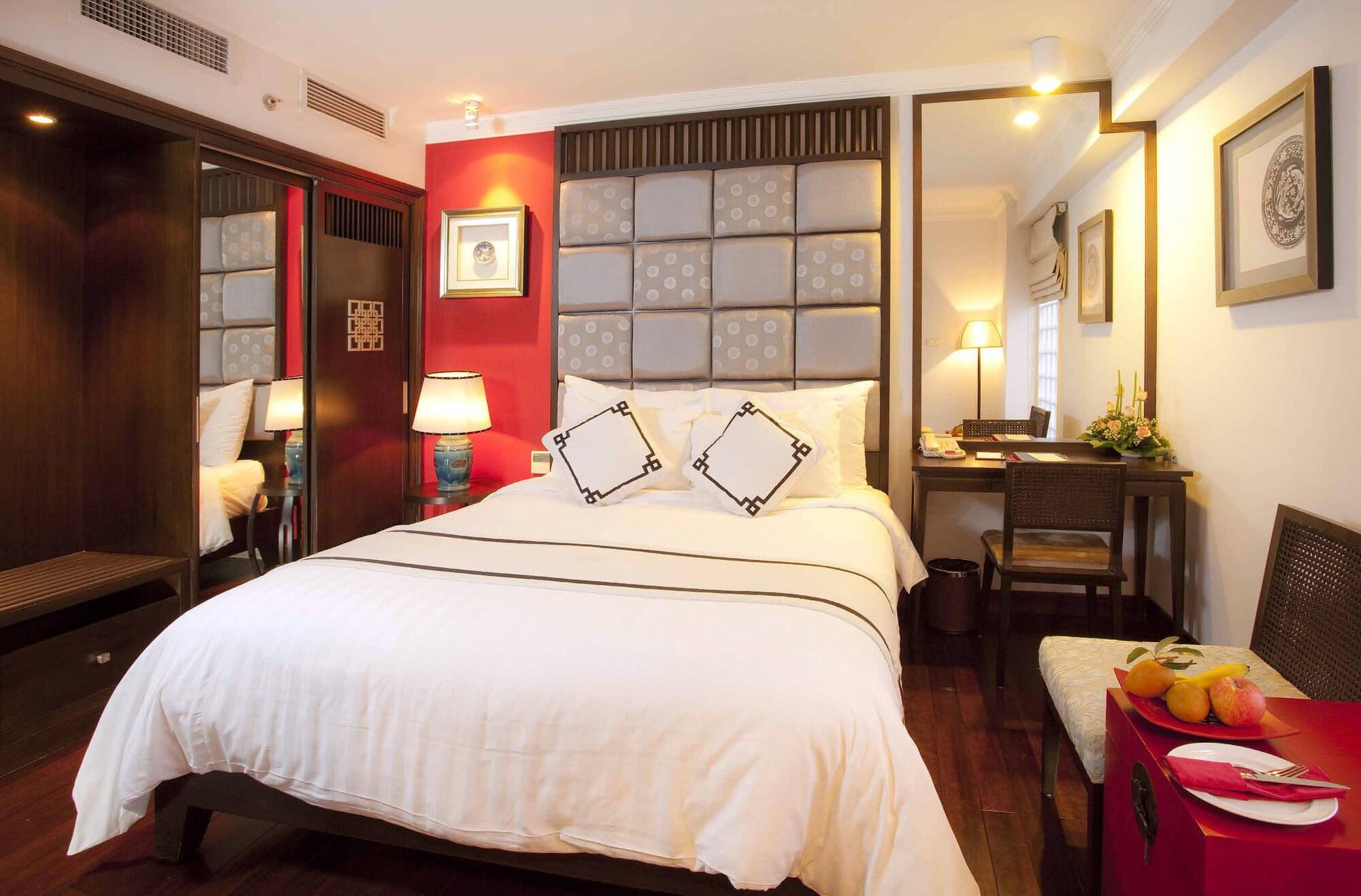 Hotel Church Boutique Hang Trong