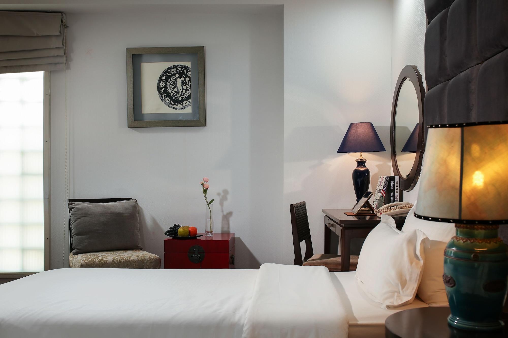 Hotel Church Boutique Hang Trong 4*