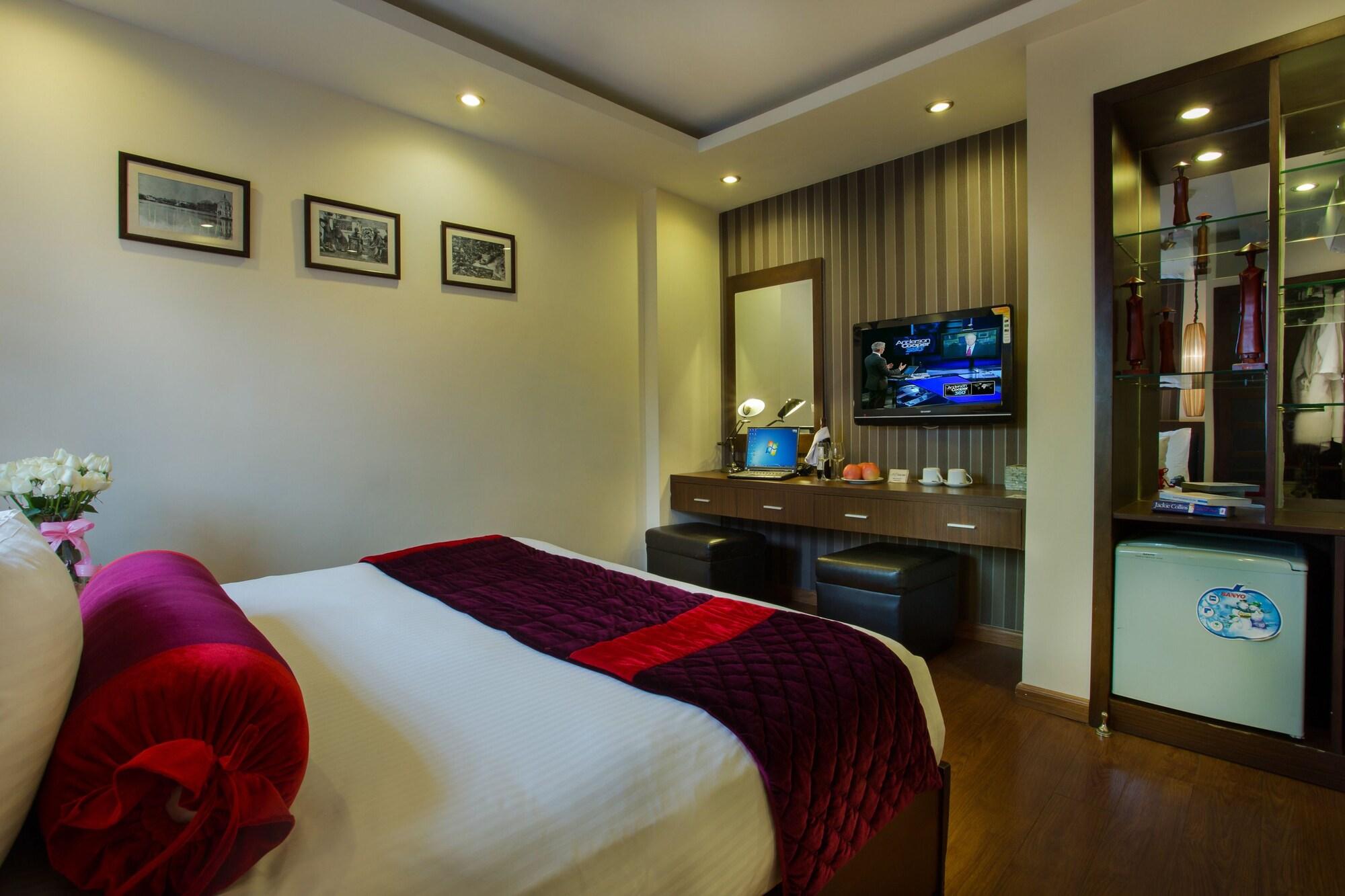 Hotel Golden Art 3*