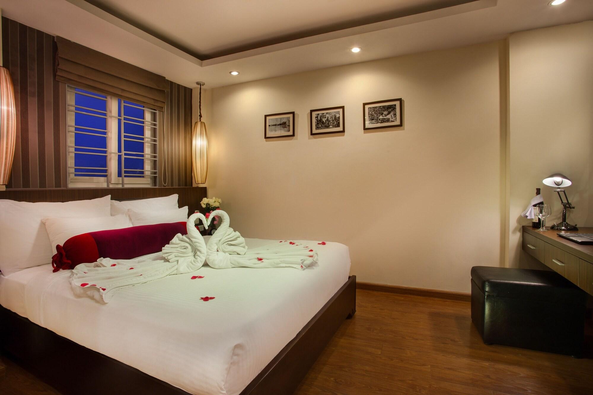 Golden Art Hotel 3*