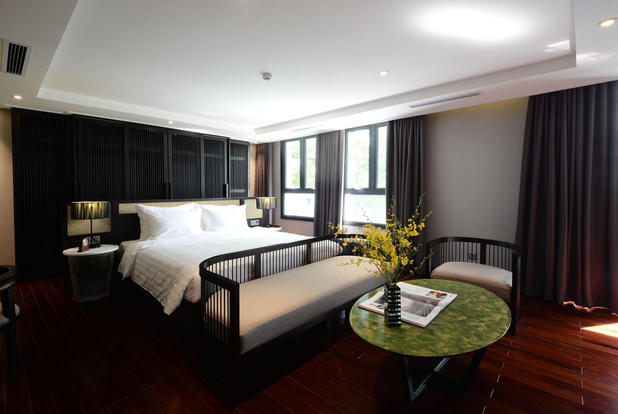 The Chi Boutique Hotel 4*