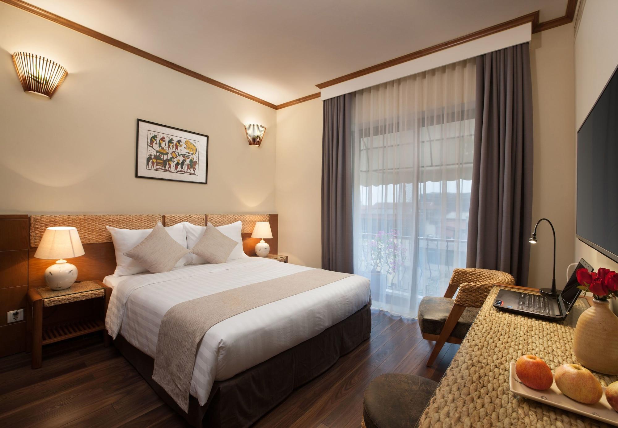 Mk Premier Boutique Hotel 4*
