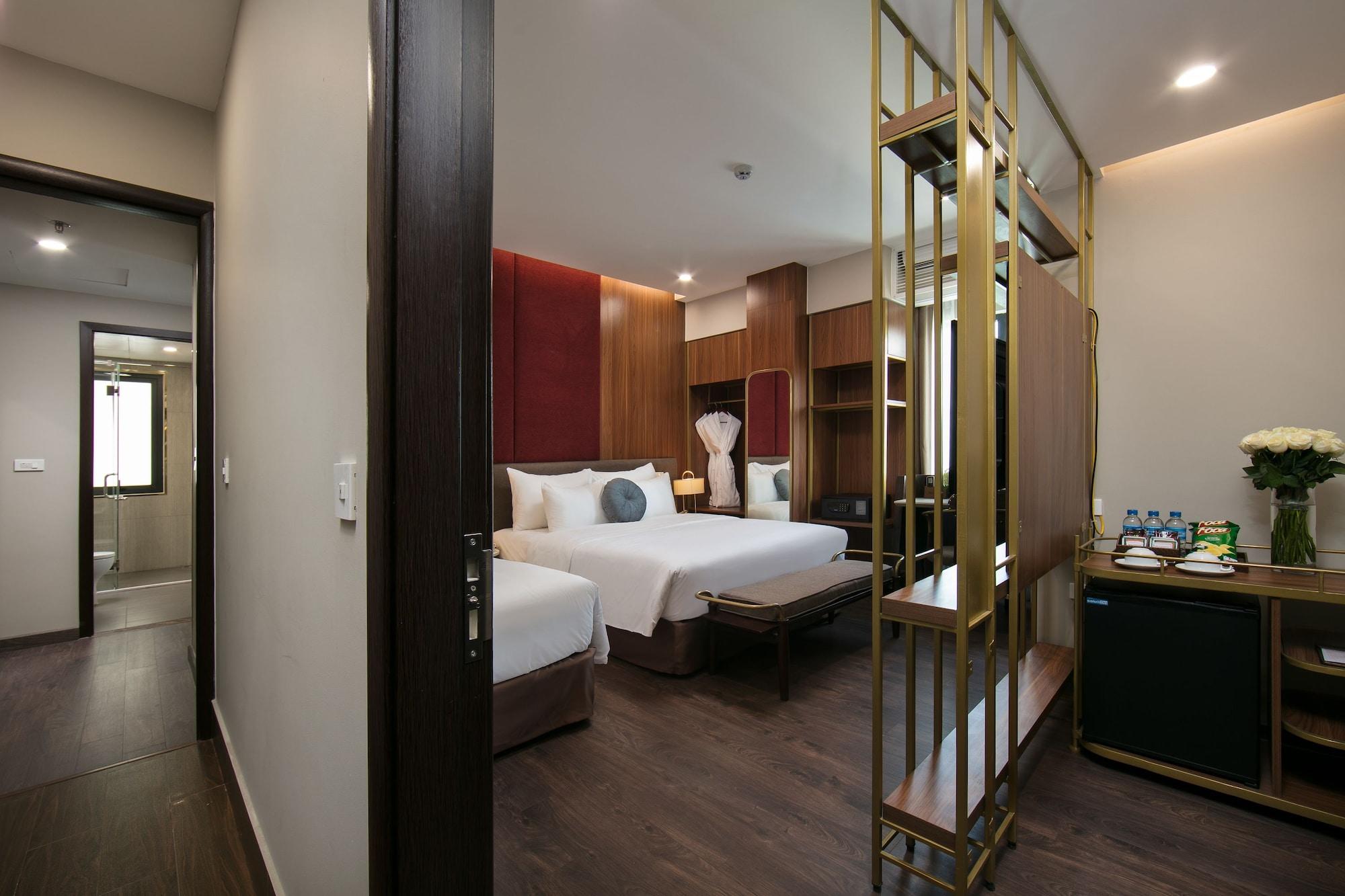 Hotel L'heritage Diamond & 4*