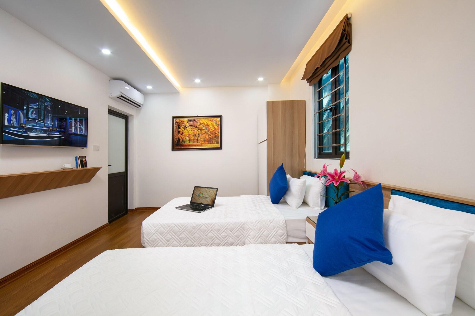 Golden Hotel