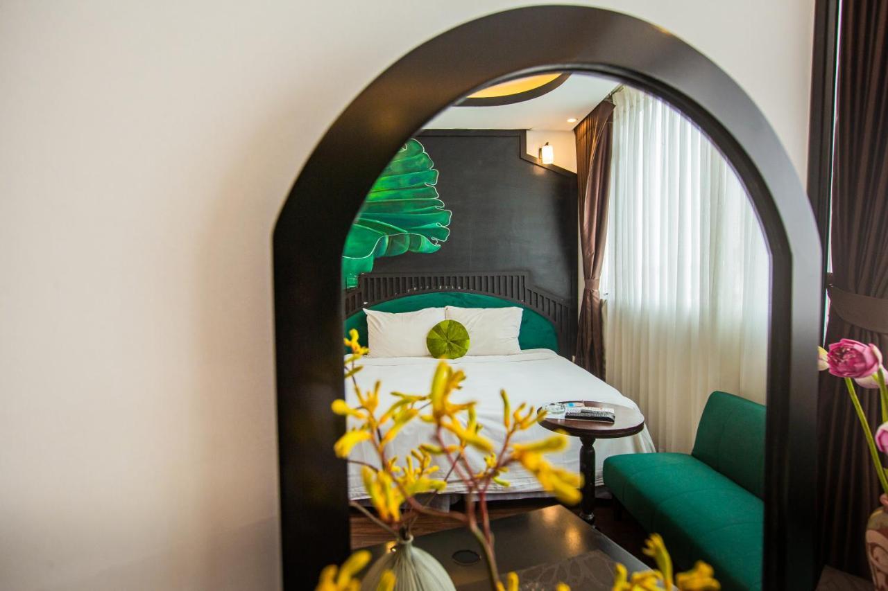 Khách sạn Center Silk Boutique & Travel 4*