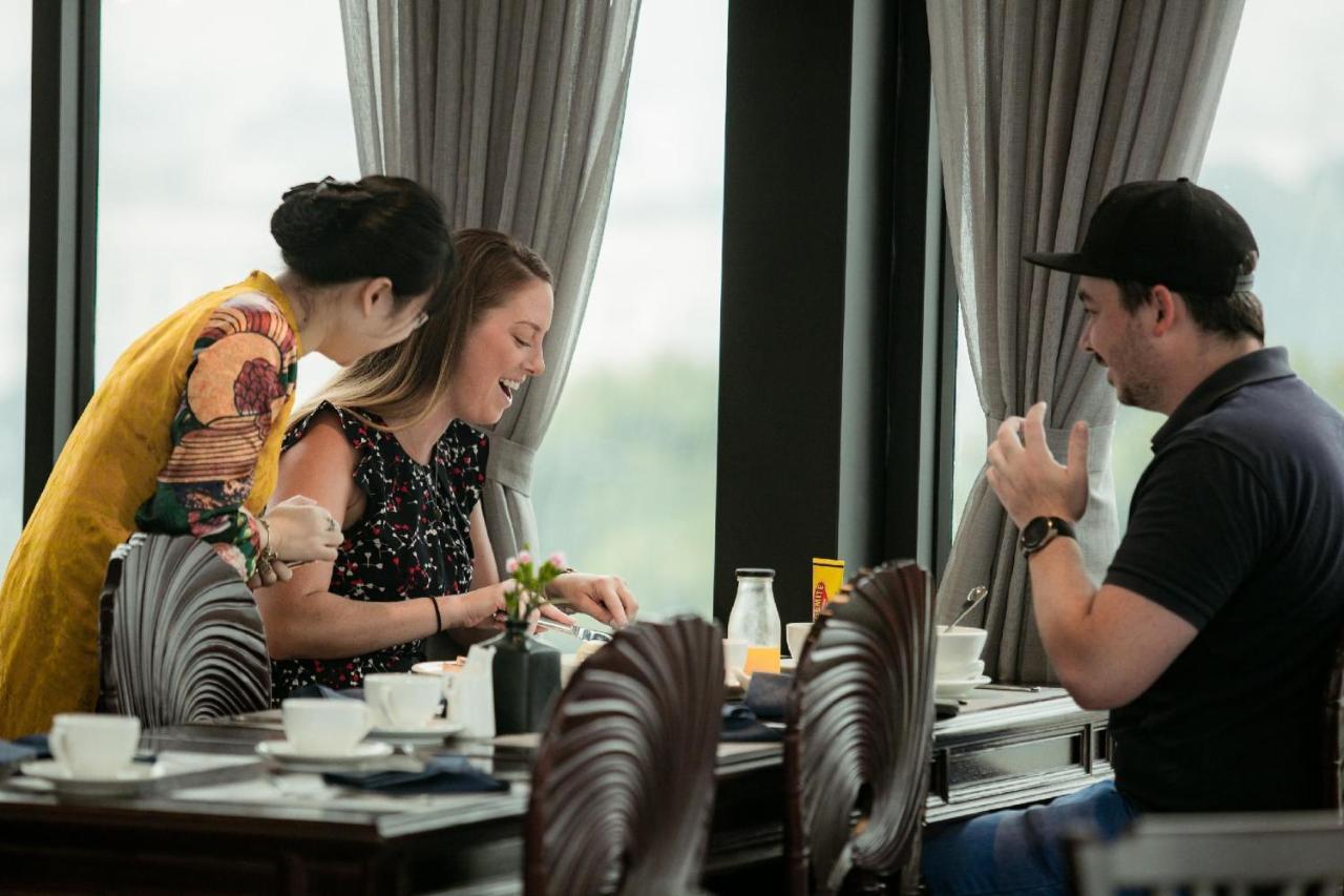 Hotel San Grand & Hanoi