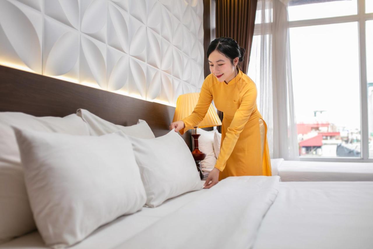 Khách sạn Diamond King & Travel 3*