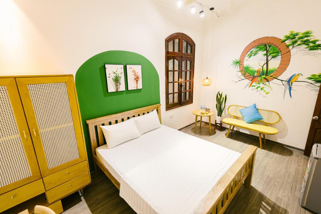 Eden Westlake Hotel 3*