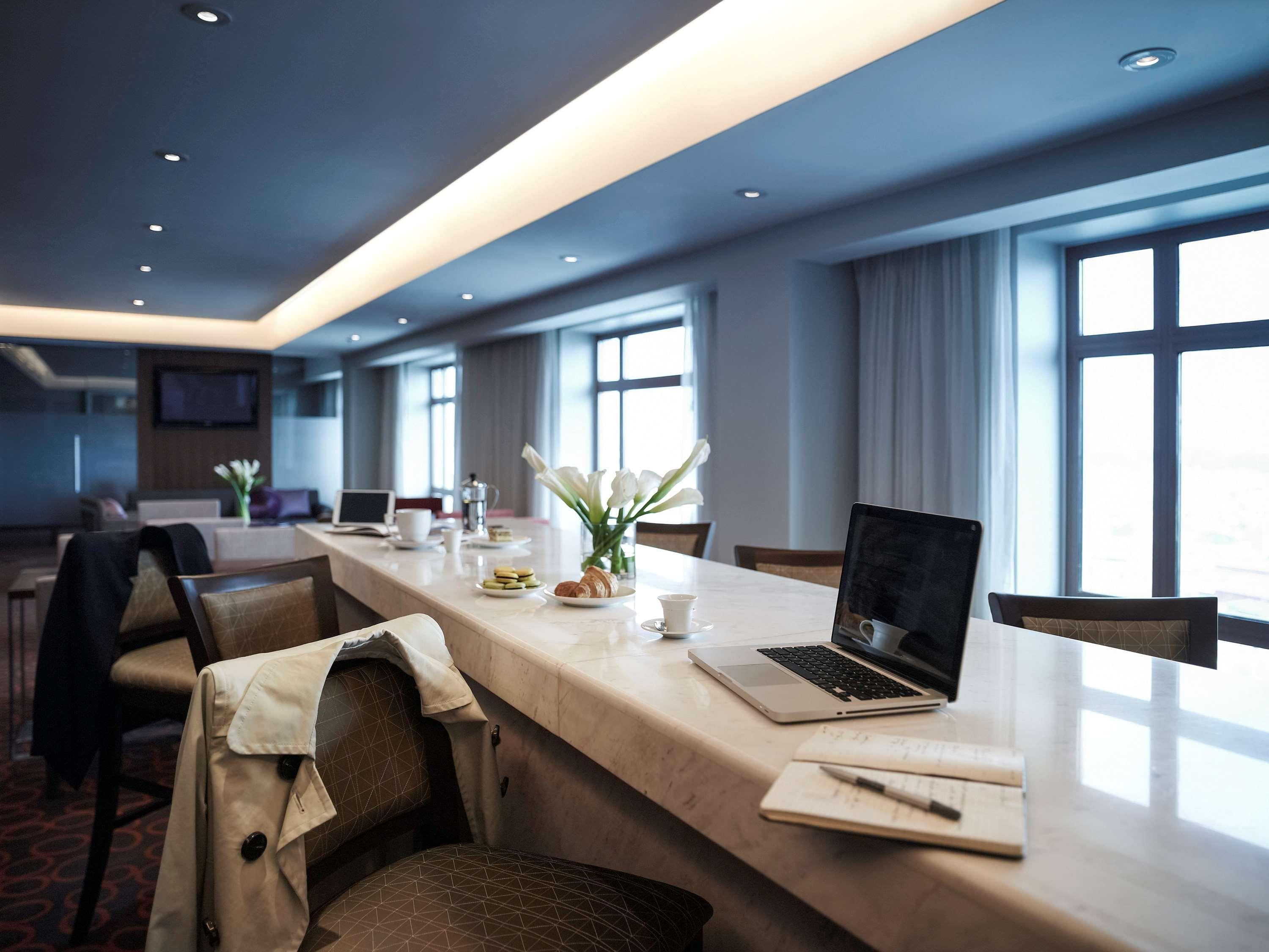 Pullman Hotel 5*