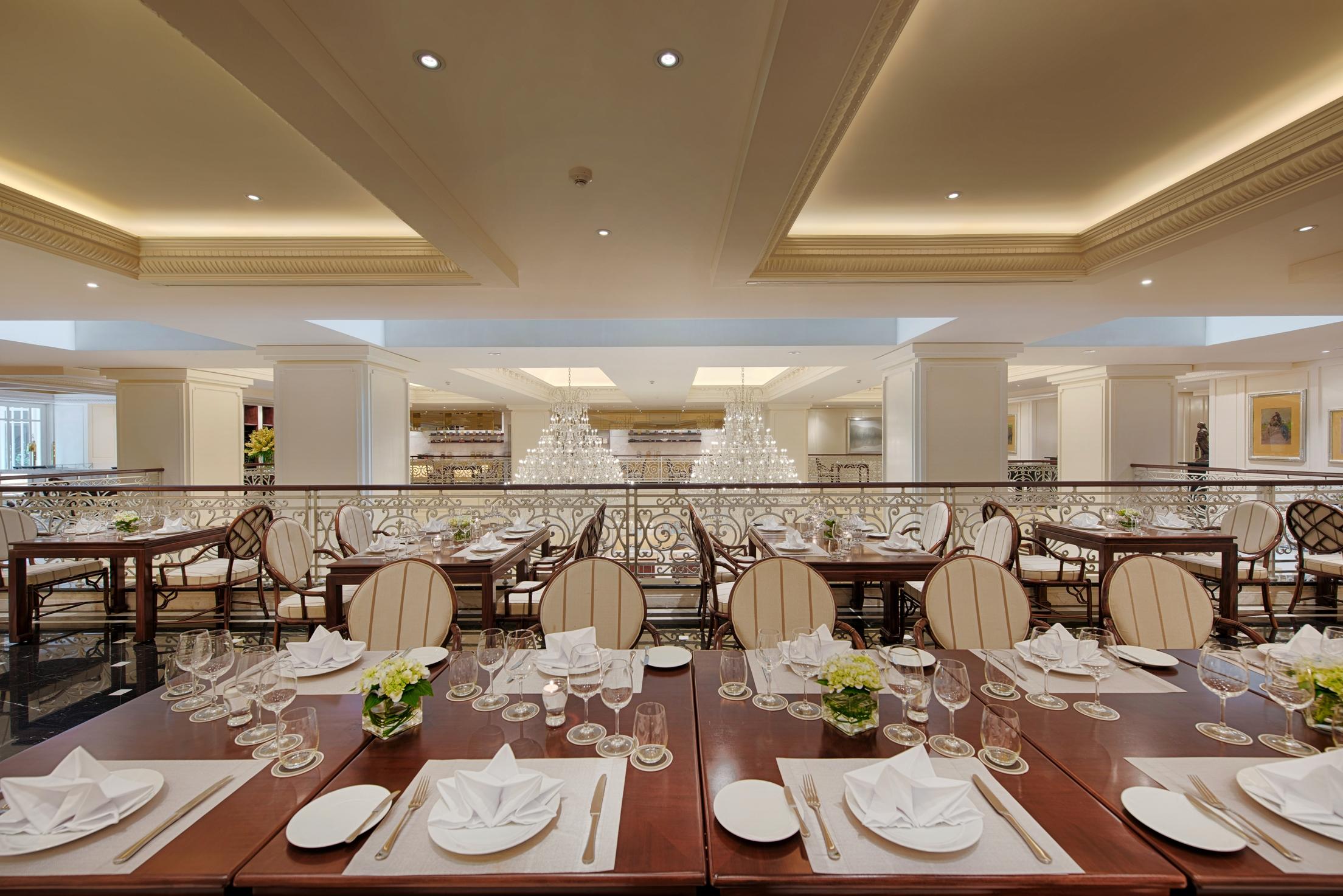 Apricot Hotel 5*
