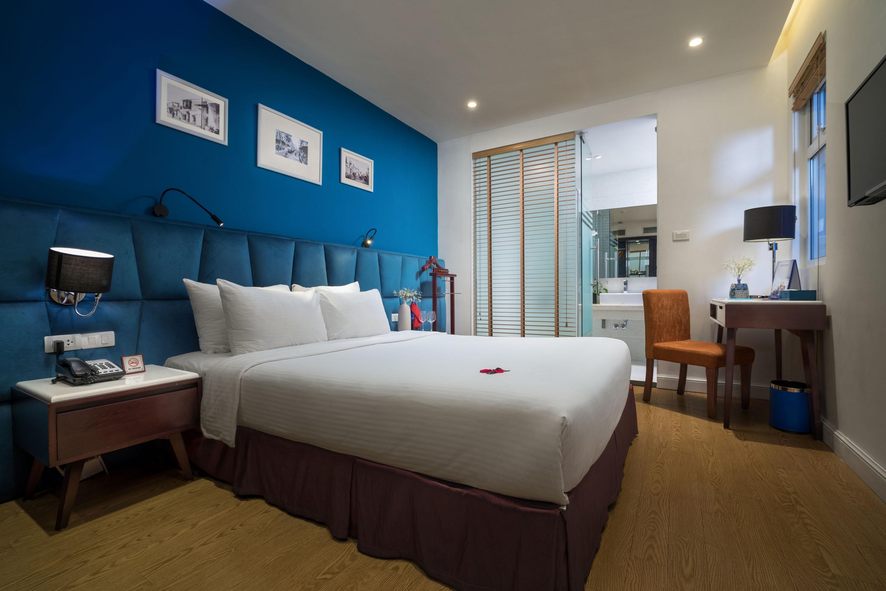 Brilliant & Hotel