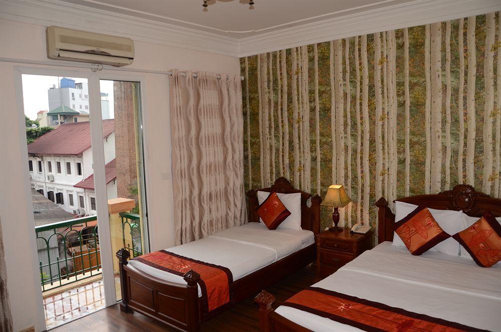 Phoenix Palace 3*