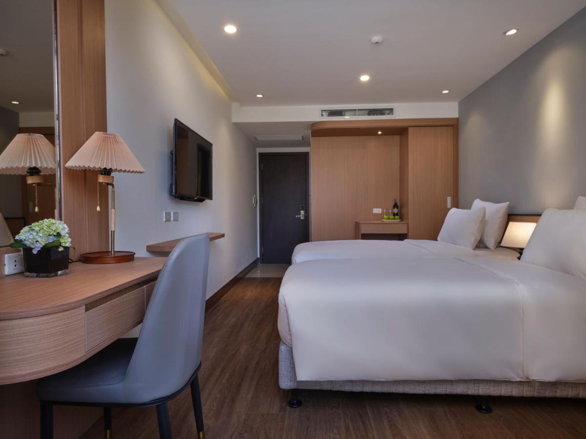 Minasi & 4* Hà Nội