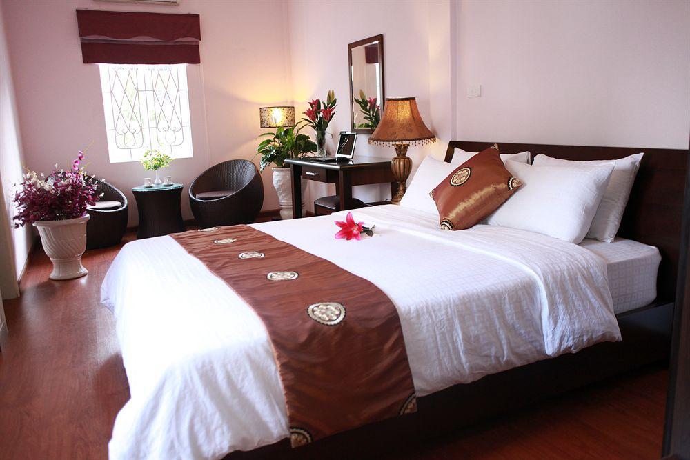 Garden Boutique & 3*