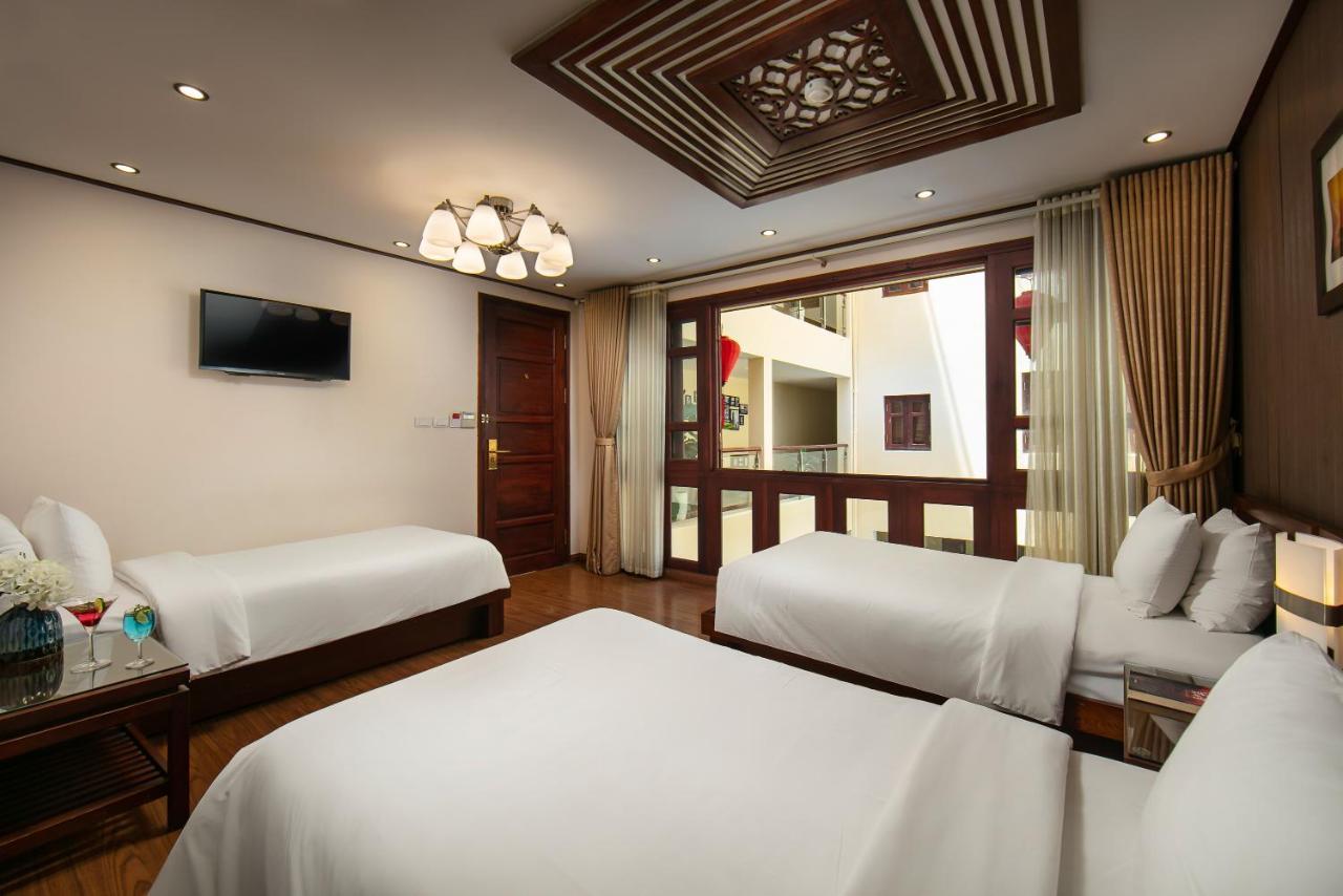 Nostalgia & Hotel 3*