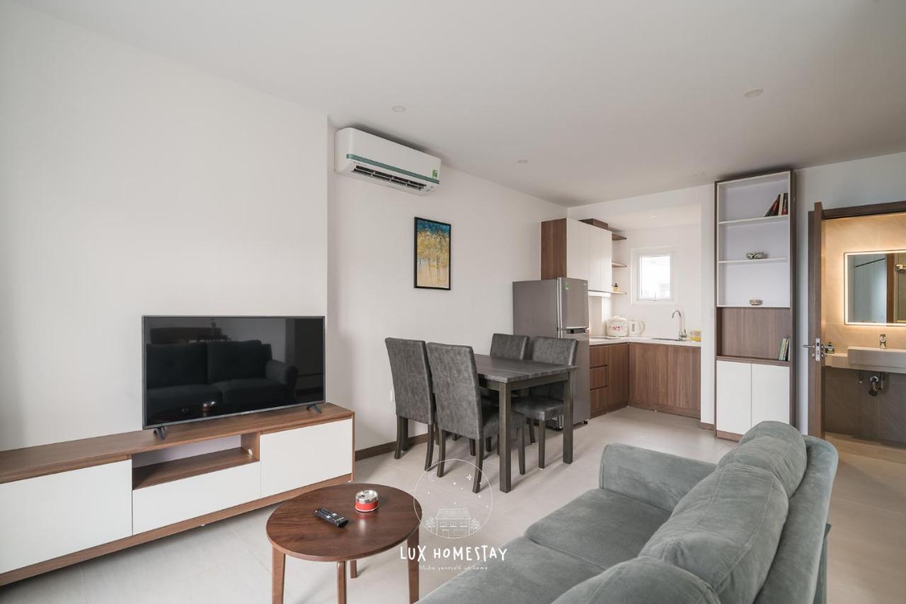 Lux Westlake Khách sạn 4*