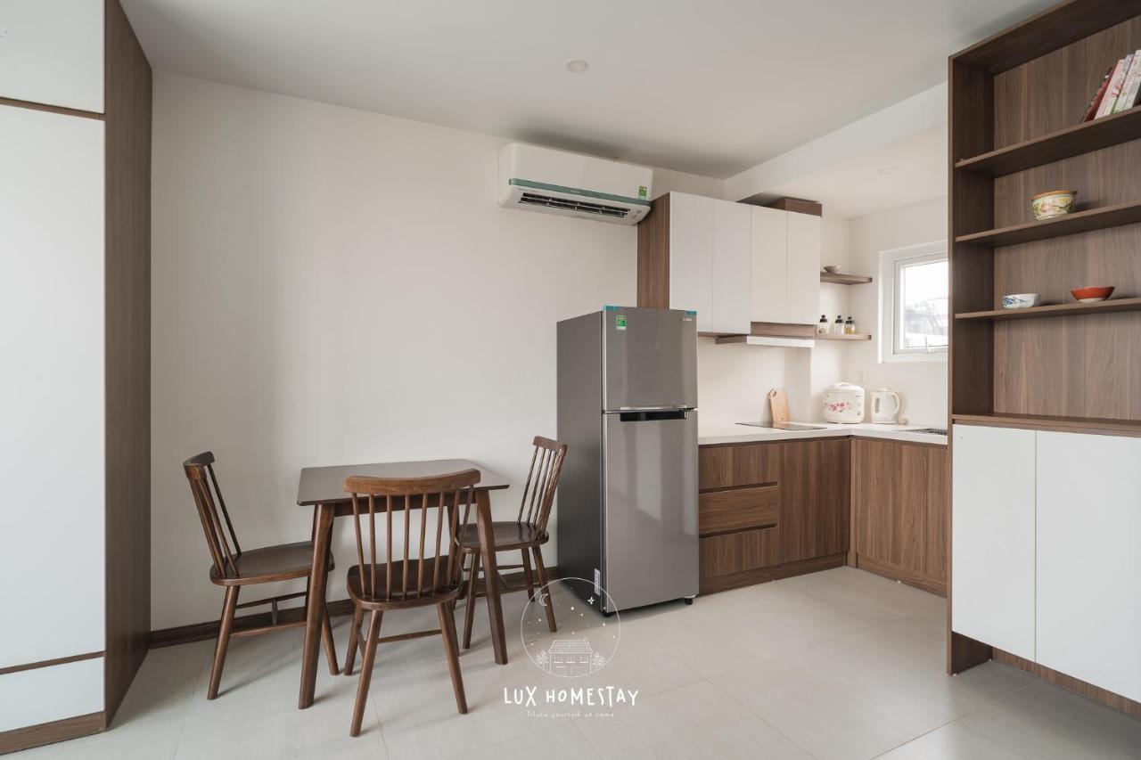 Lux Westlake Khách sạn 4*