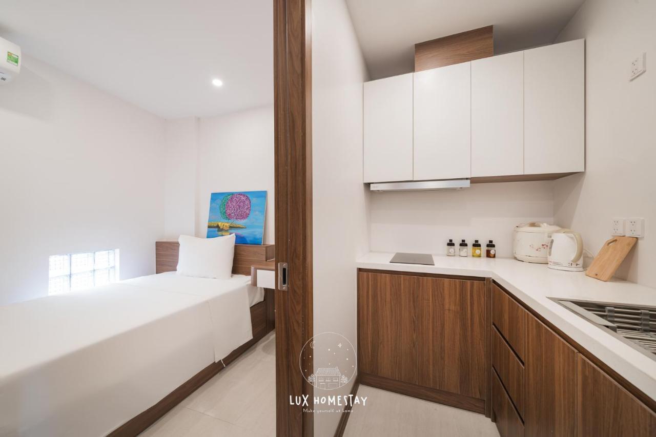 Khách sạn Lux Westlake