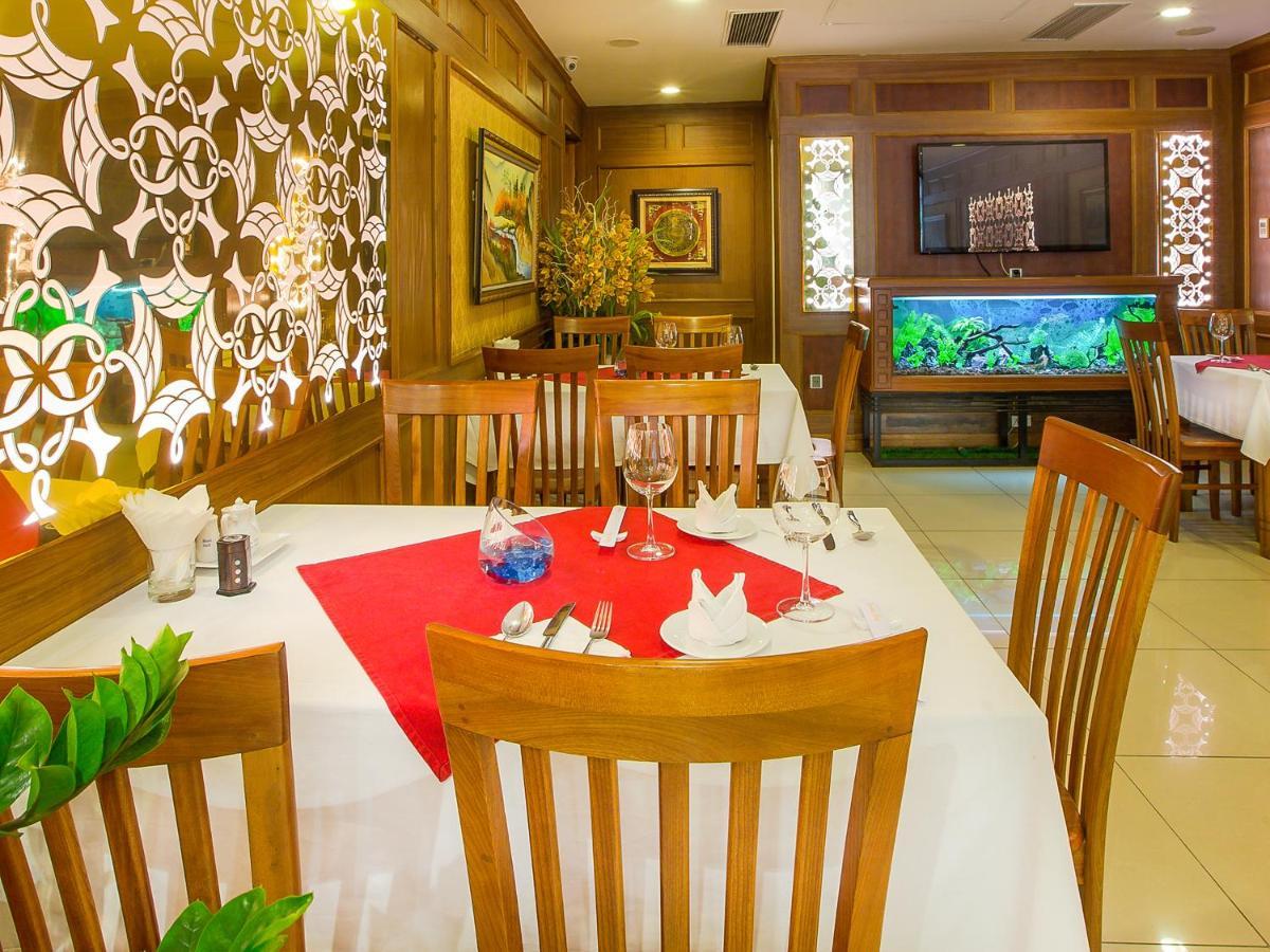Hotel Emerald Boutique 4*