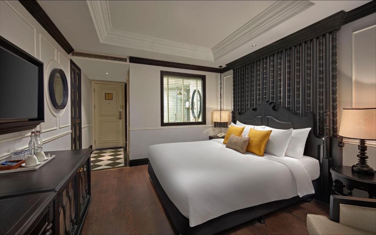 Aira Boutique & 4* Hanoi