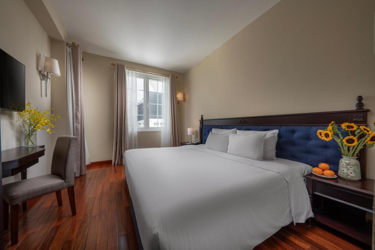Sunline Hotel 4*