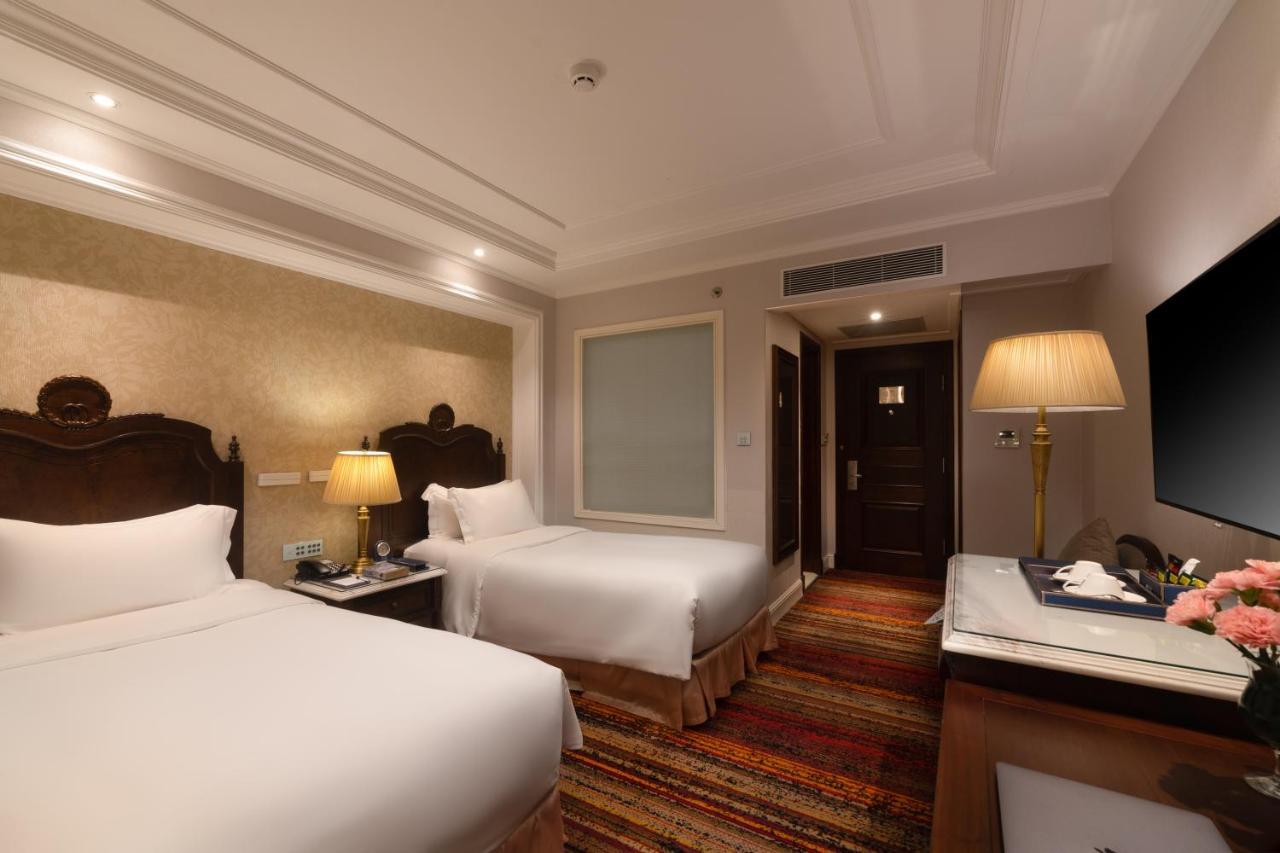 The Lapis Hotel