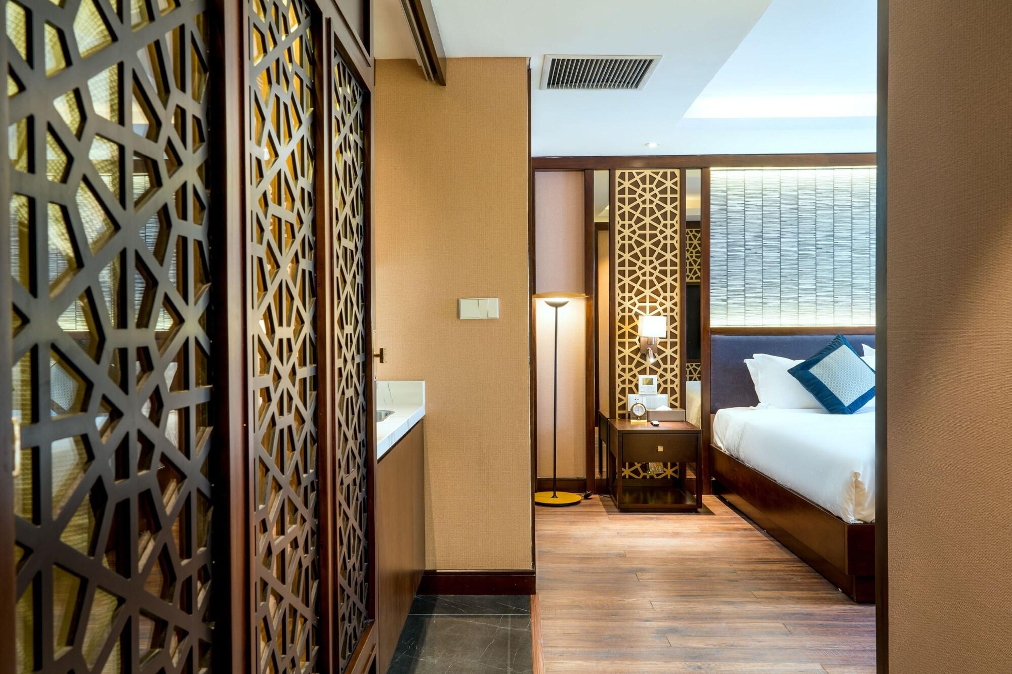 Conifer Grand Hotel Hanoi