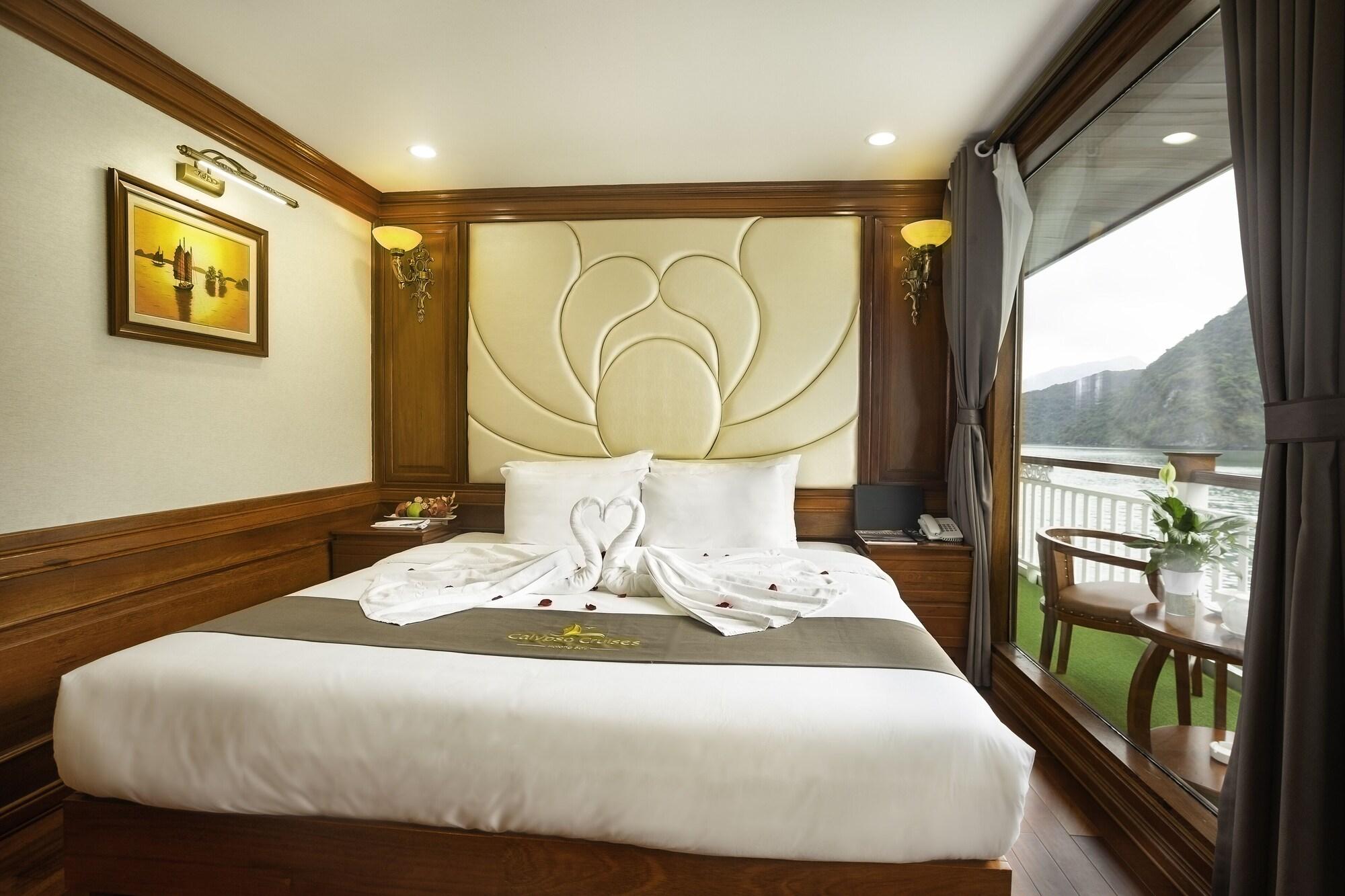 Hotel Calypso Cruises Hanoi
