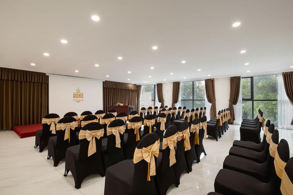 Adonis Hà Nội 3*