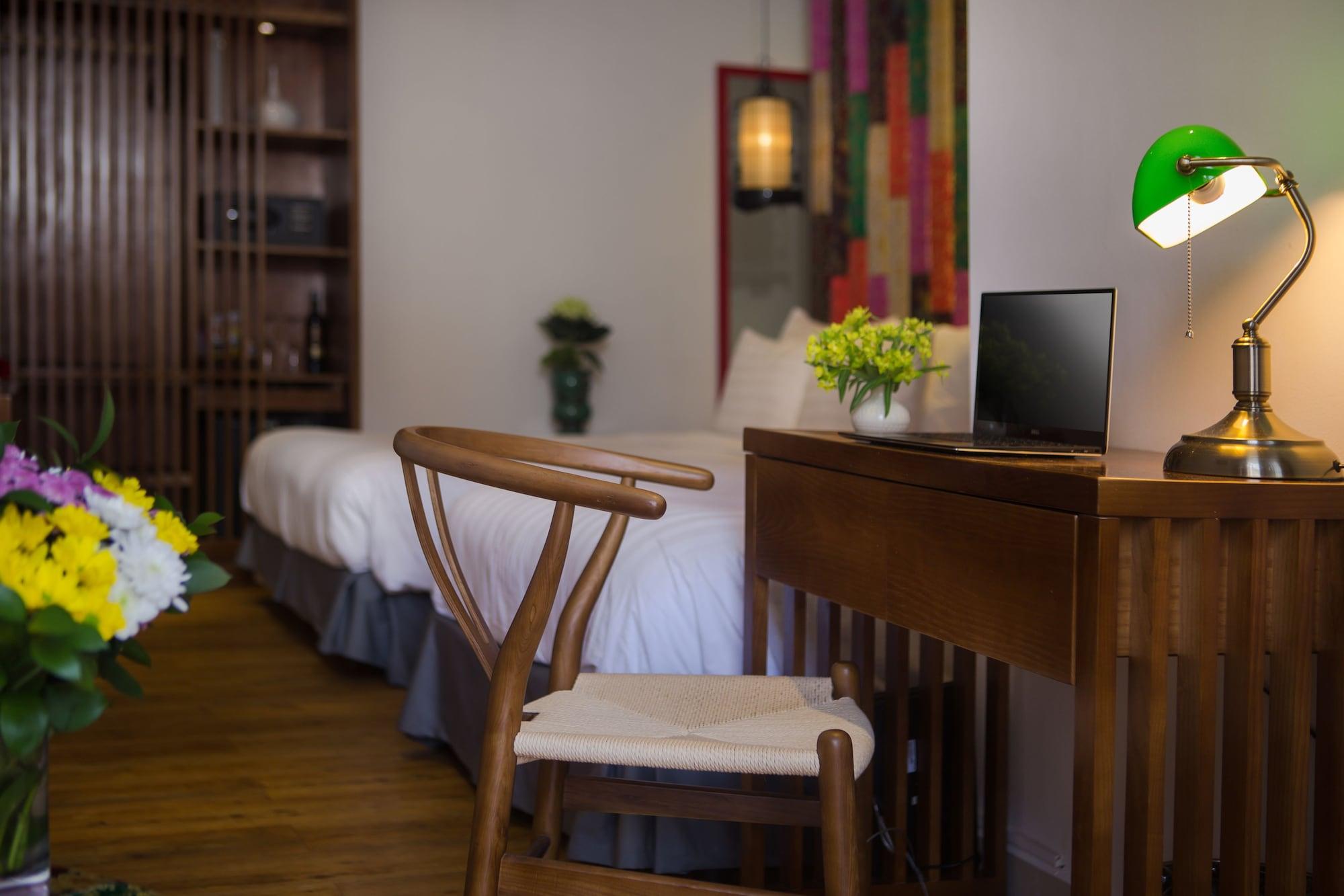 Media & Hotel Hanoi