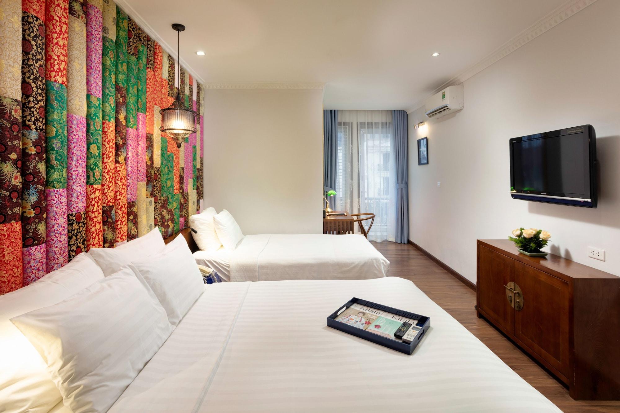 Hotel Media & 4*