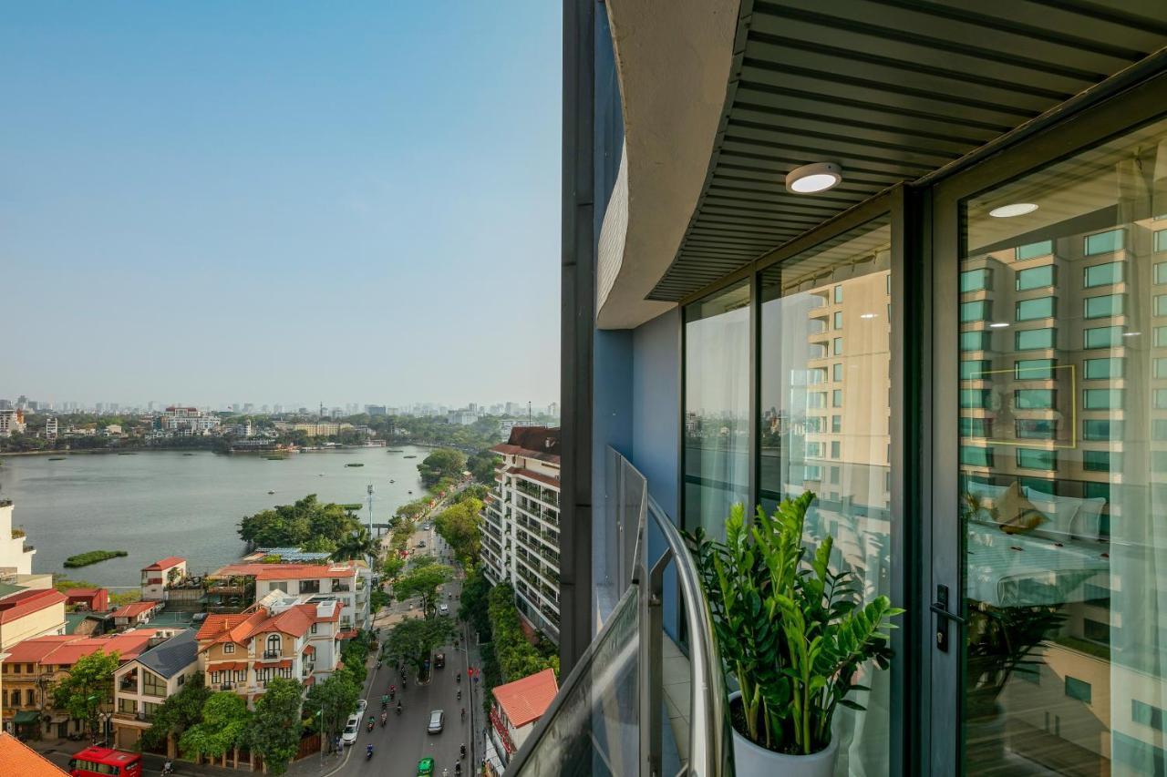 Nesta West Hotel