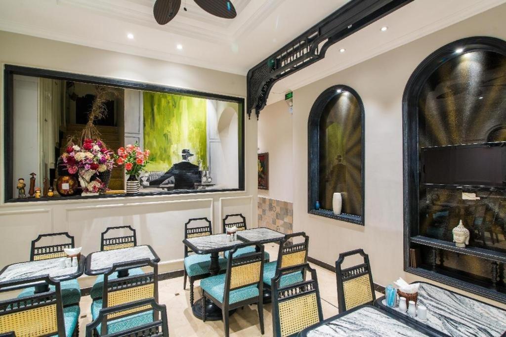Graceful And Travel Hotel 3*