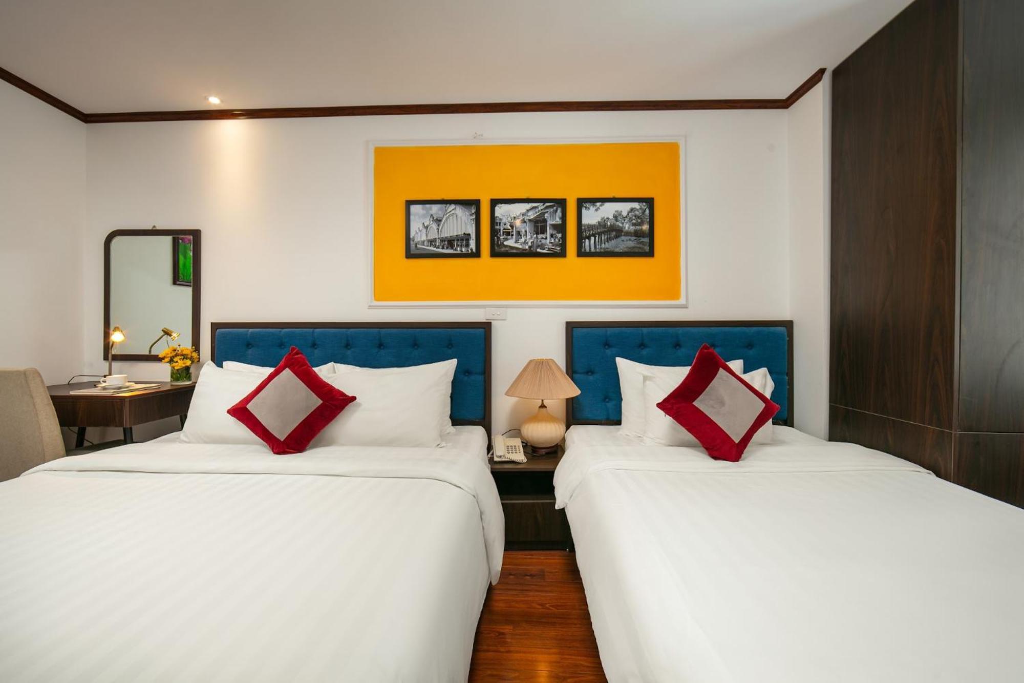 Silk Flower & Hotel Hanoi