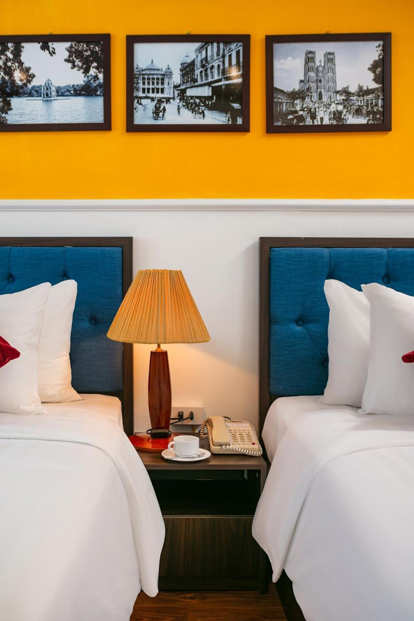 Hotel Silk Flower & Hanoi