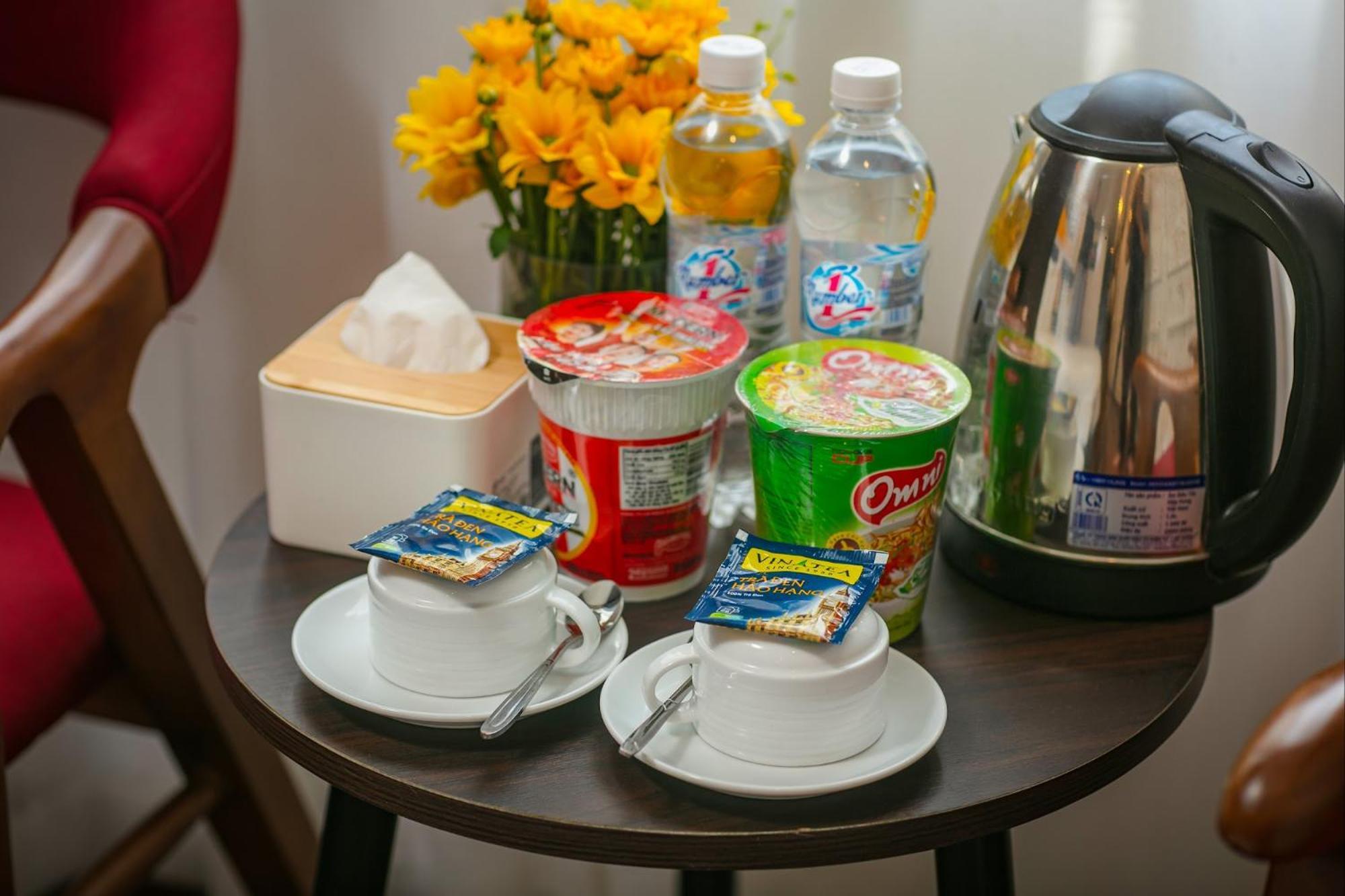 Hotel Silk Flower & Hanoi