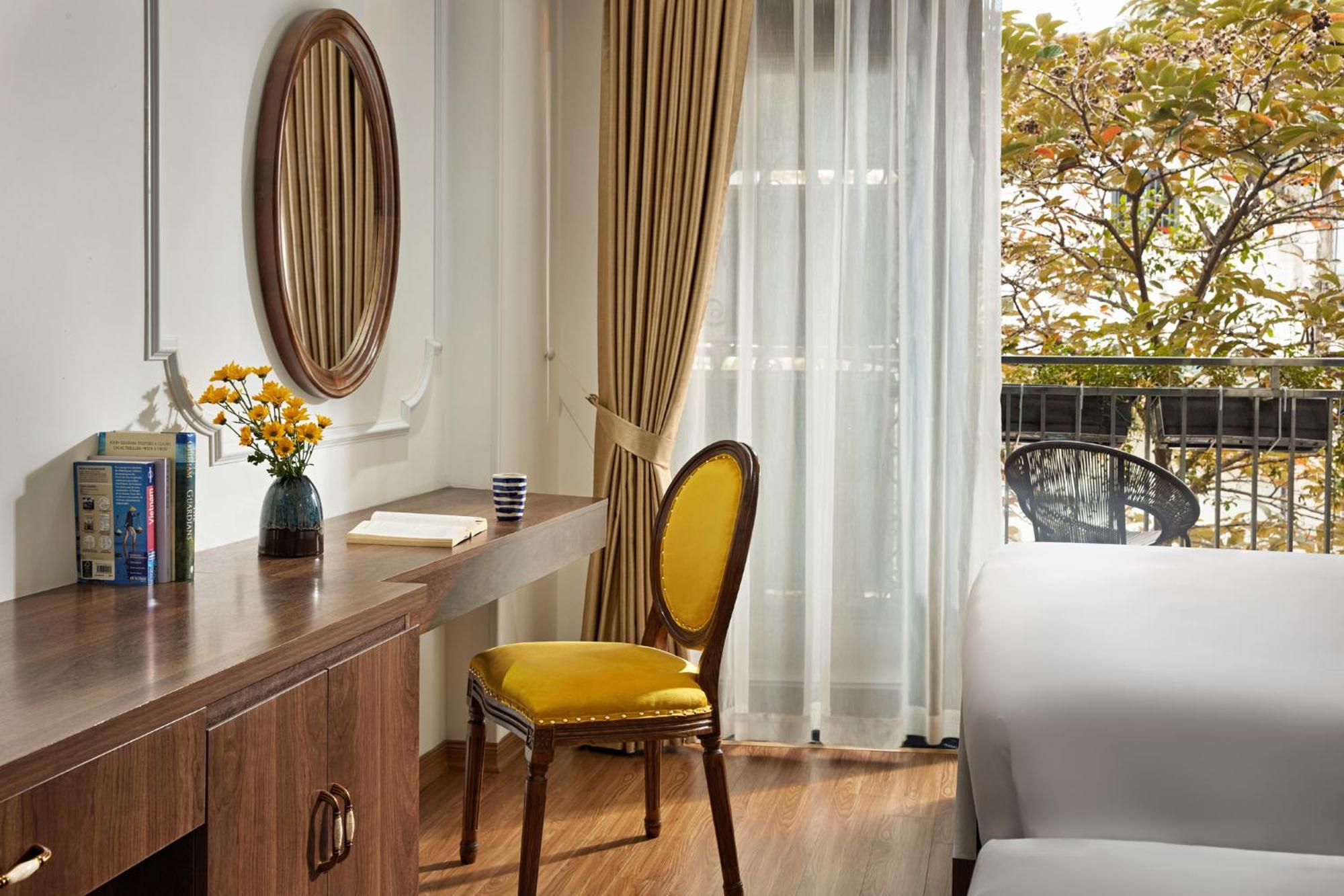 Hotel Eliana Premio Hanoi