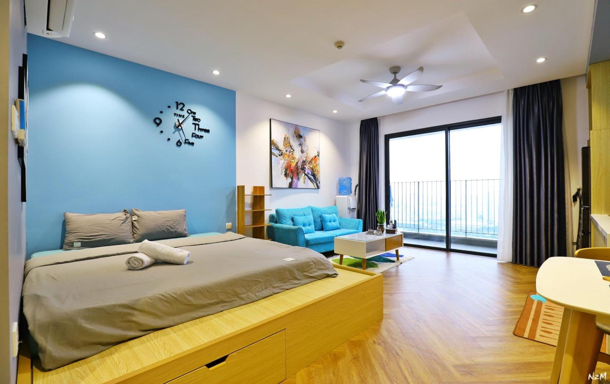Harmony Vinhomes D'capitale * Hanoi