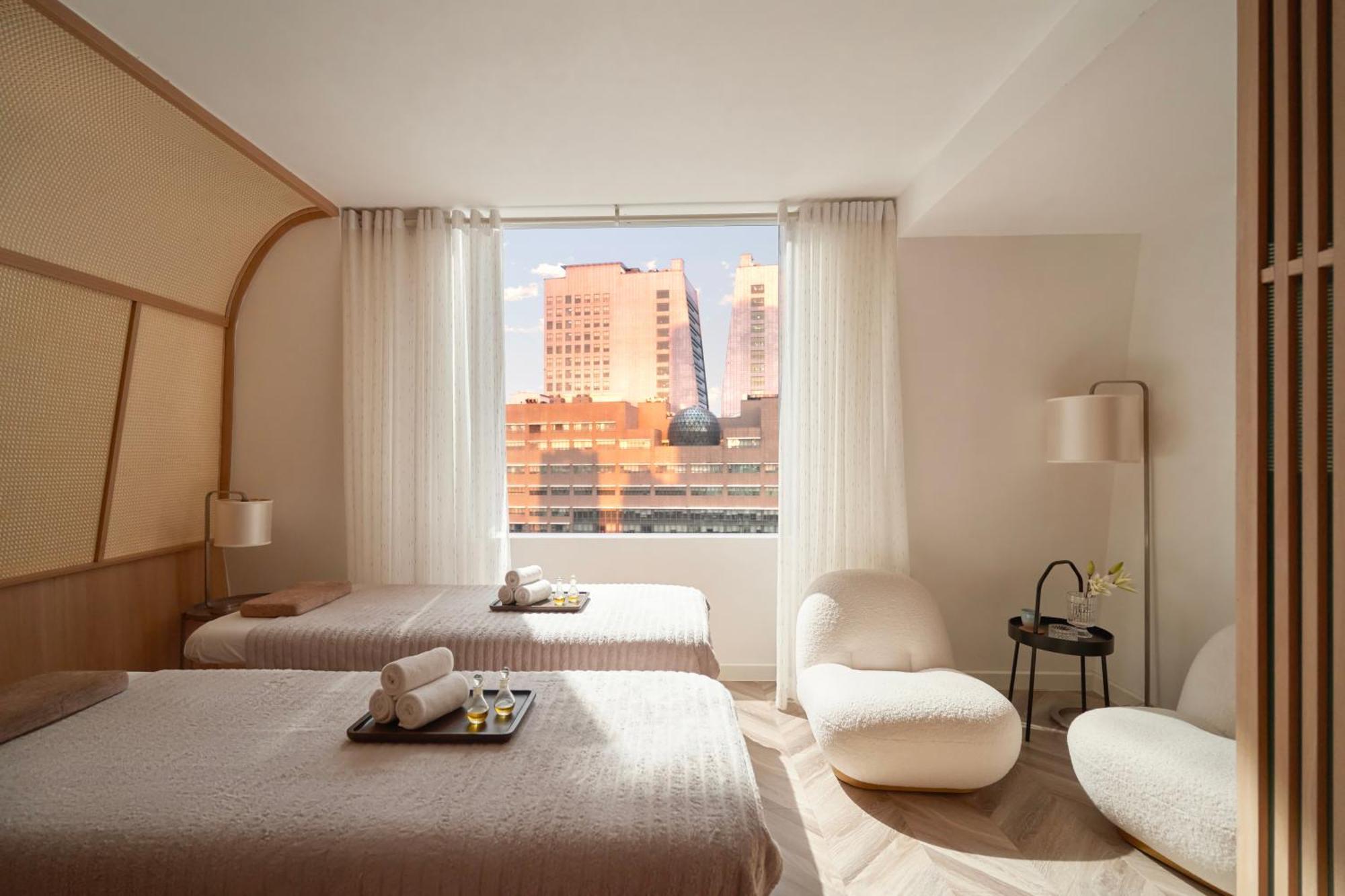 Hotel The Ann & Hanoi