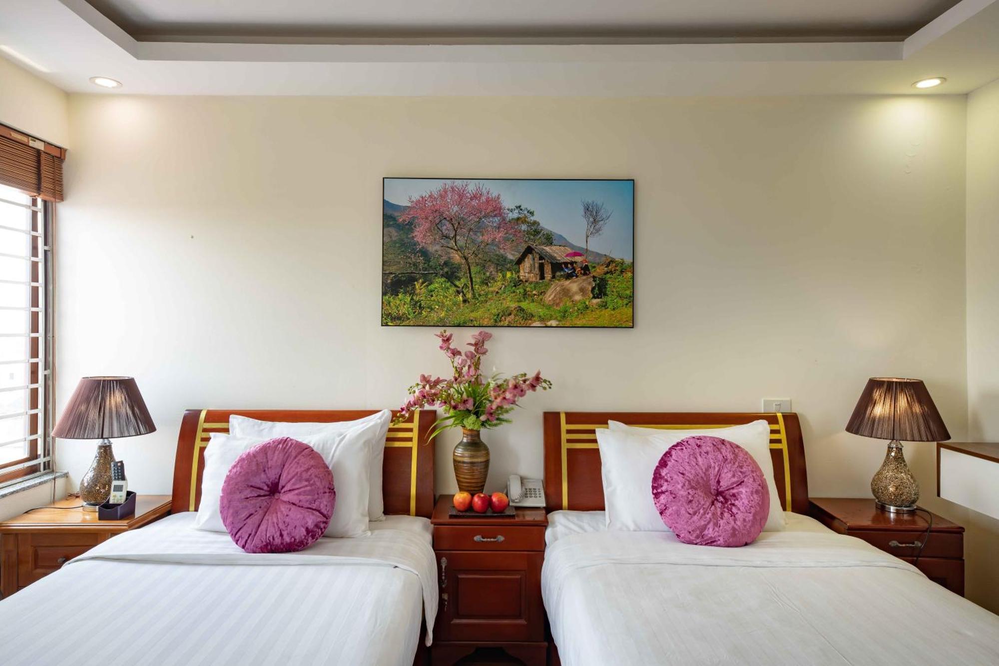 Viet Village & Travel Bed & Breakfast Hanoi