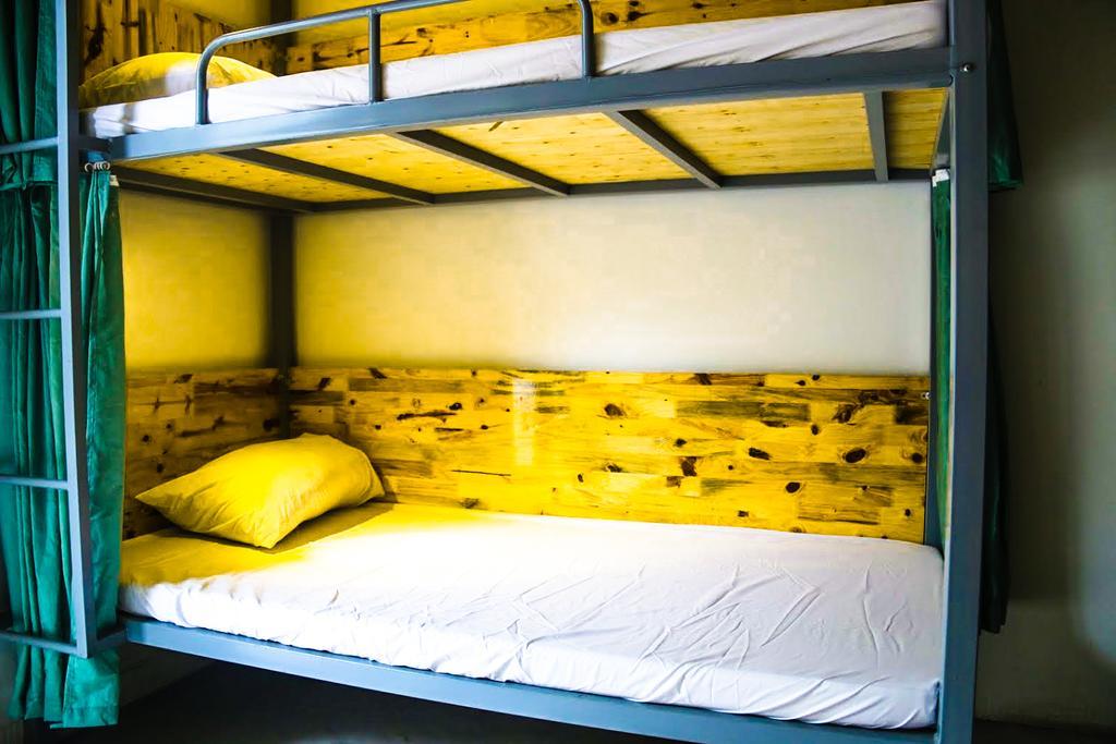 Hanoisy Hostel *