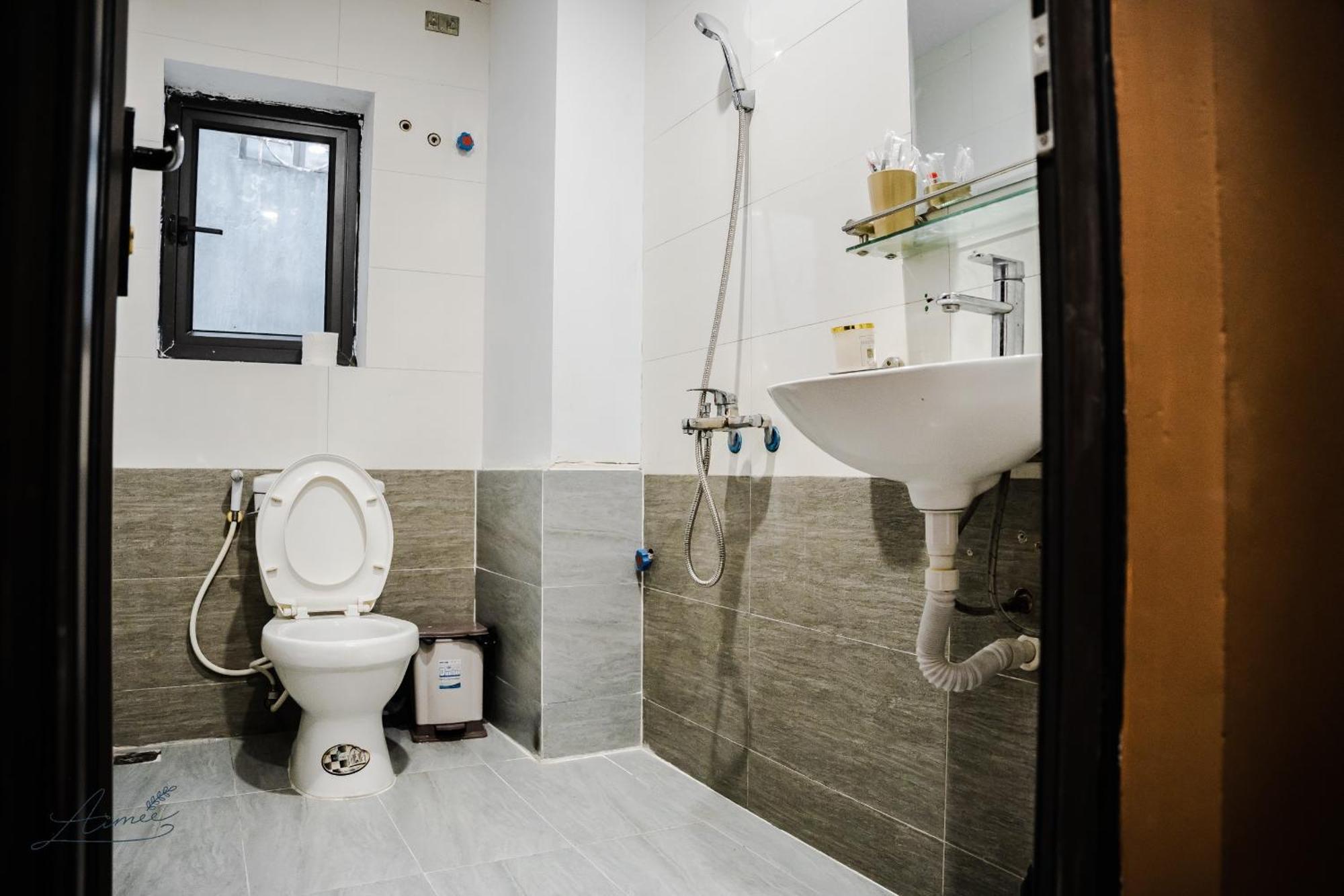 Khách sạn Aimeehouse - Trich Sai *