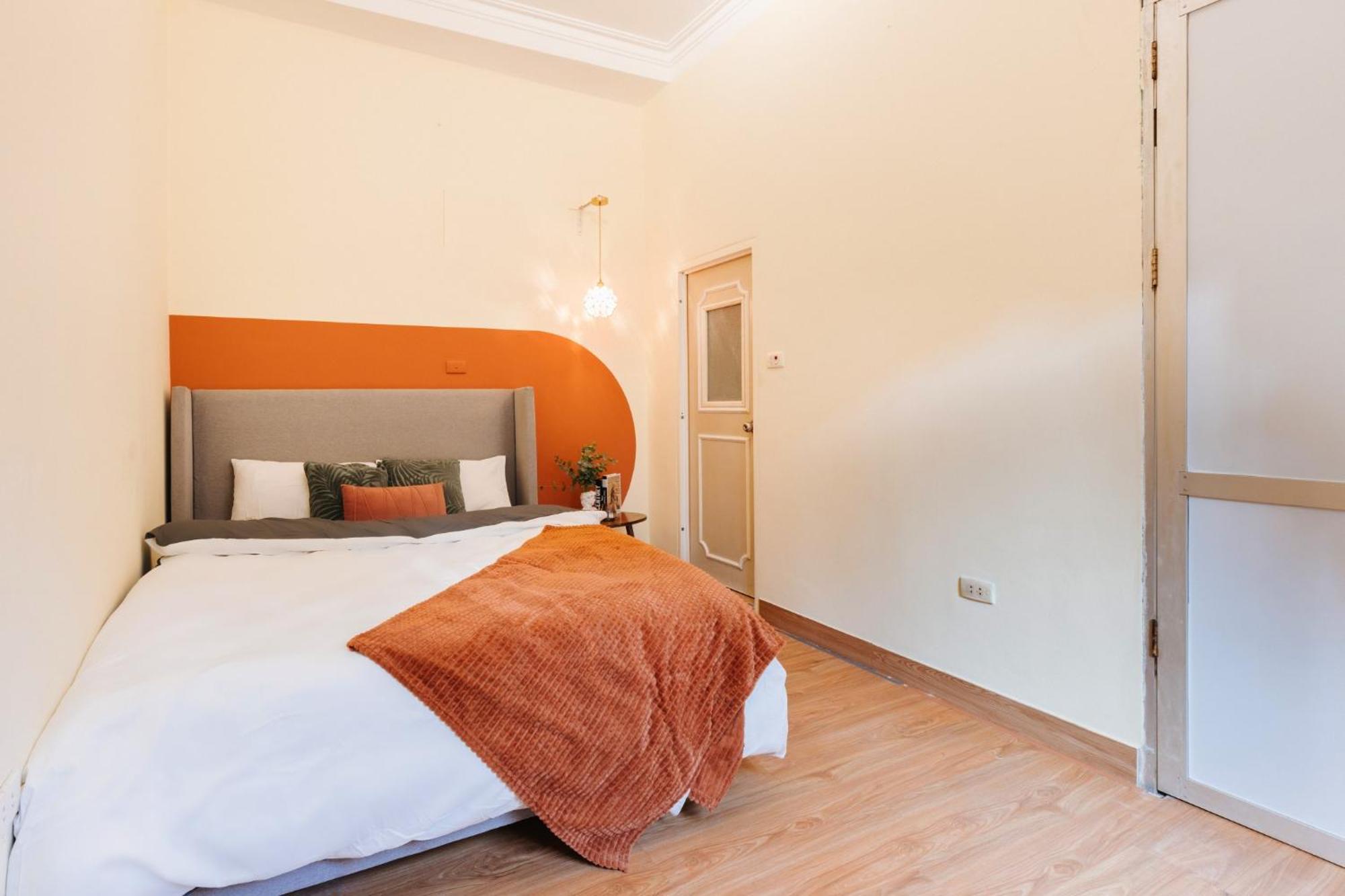 Apartment Near The Train Line,old Quarter, Bbq Large Terrace *