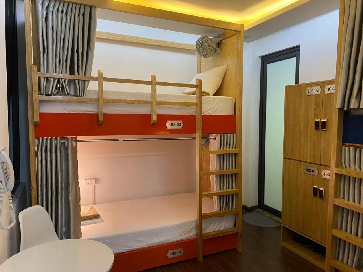 Awesome Hotel