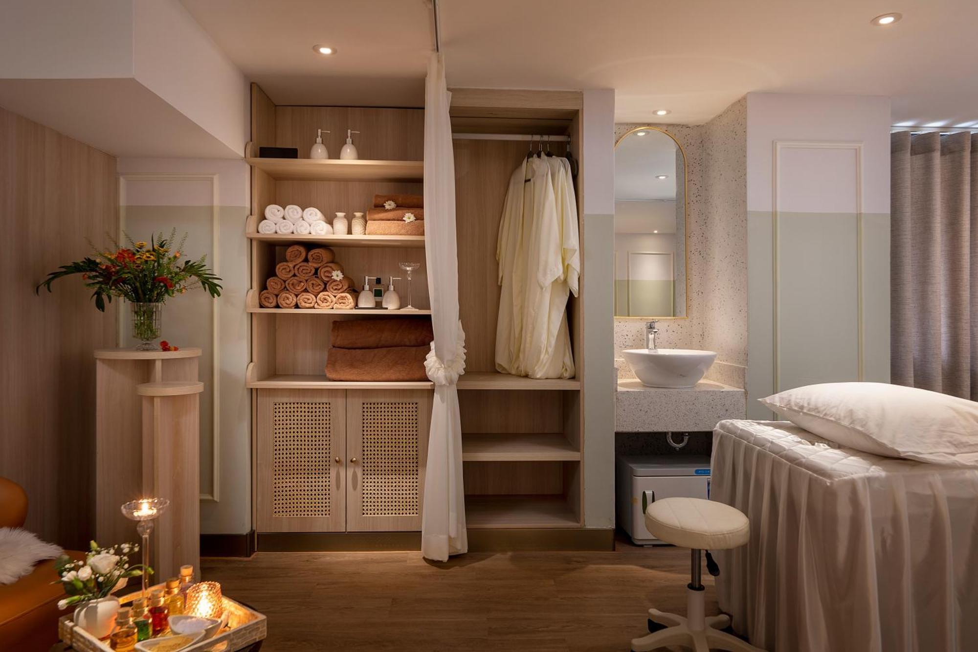 Le Jardin & 4*
