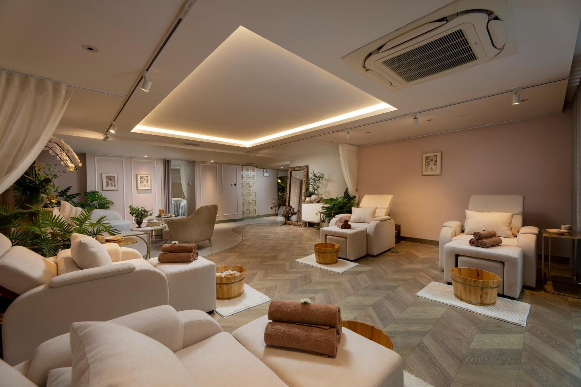 Le Jardin & Hotel Hanoi