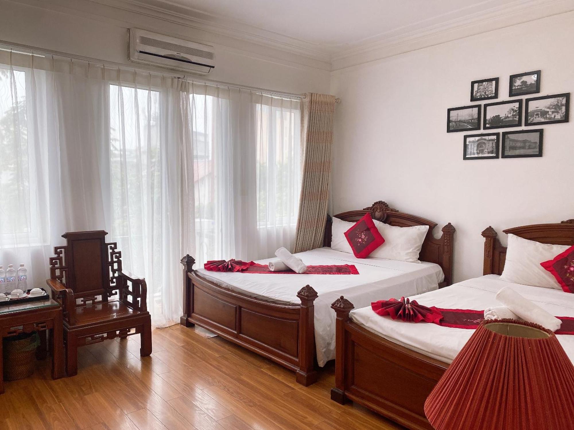 Hotel Phoenix Palace