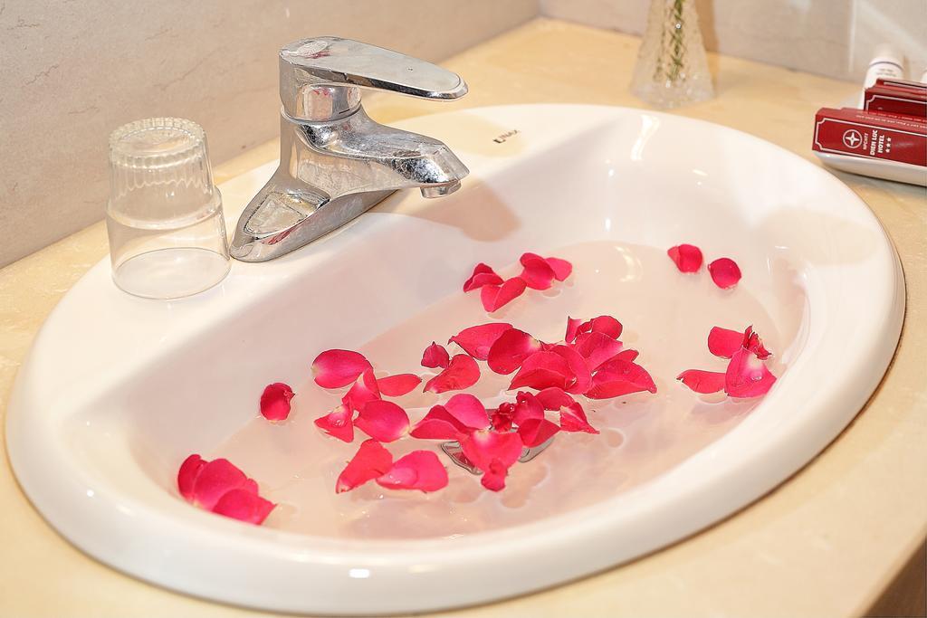 Hotel Paragon - Dien Luc Hanoi