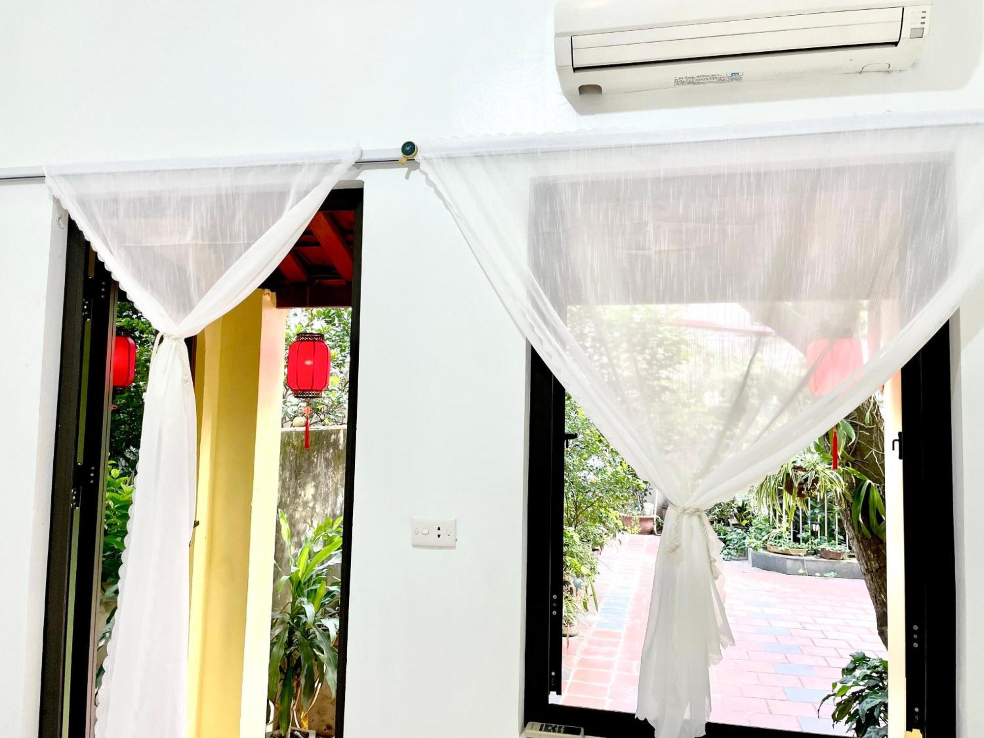 Lee Guest house